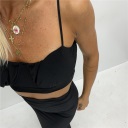 completo con top imbottito e gonna arricciata sul retro upped